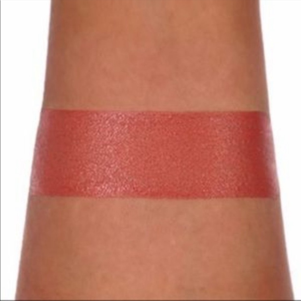 NEW Appeal Ultra Créme Lipstick 💄 CHIC NEW